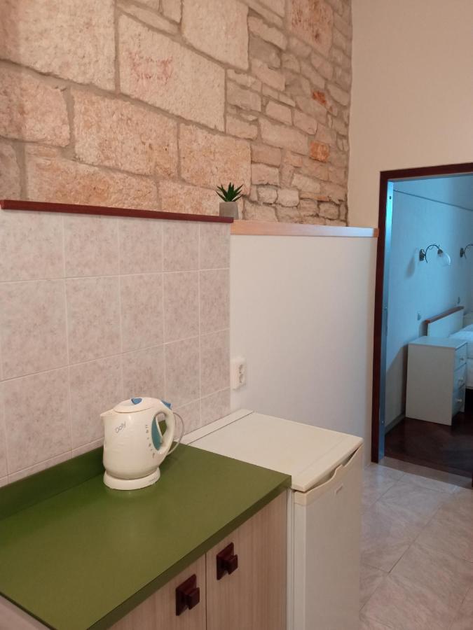 Rooms Zela 1 Корчула Экстерьер фото
